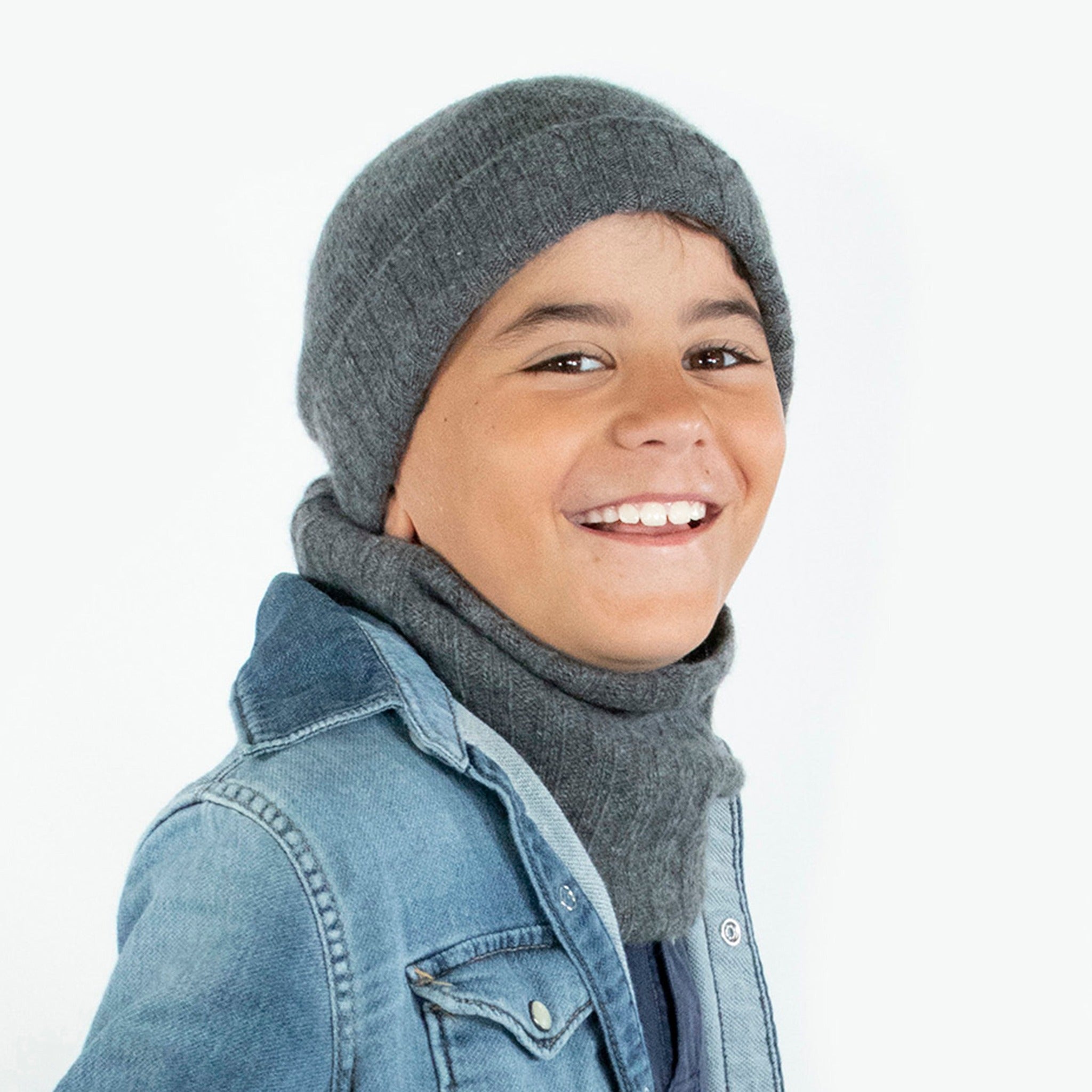 BASIC CASHMERE HAT